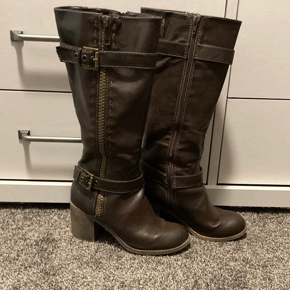 Rock Candy On The Wall Brown Boots - Sz 7.5